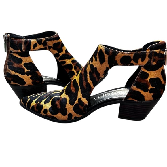 Sole Society So Lynette Leopard Bootie 8 Calf Hair Mob Wife Cut Out Stacked Heel - Picture 4 of 12